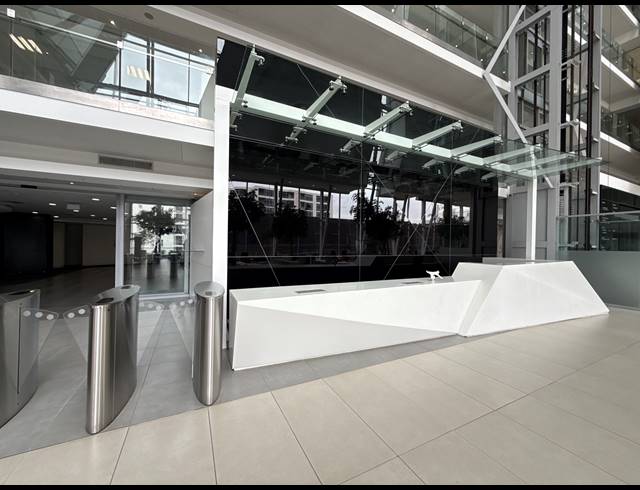 6,729M² OFFICE TO LET IN SANDTON CENTRAL